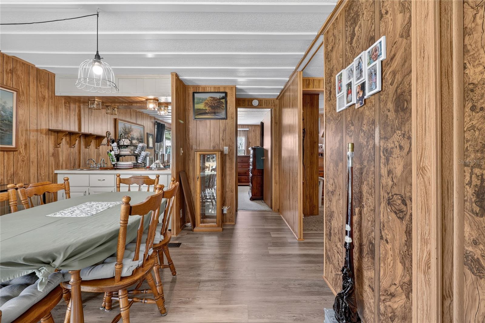 VILLAGE UNIT 03 LAKELAND - Residential