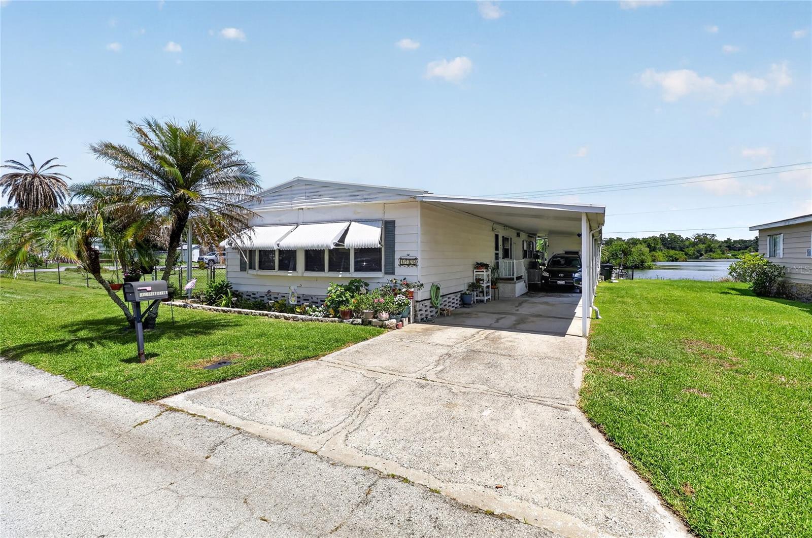 VILLAGE UNIT 03 LAKELAND - Residential