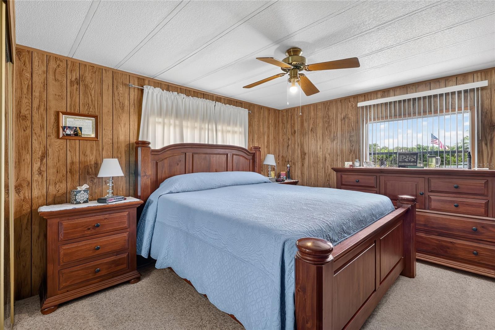 VILLAGE UNIT 03 LAKELAND - Residential
