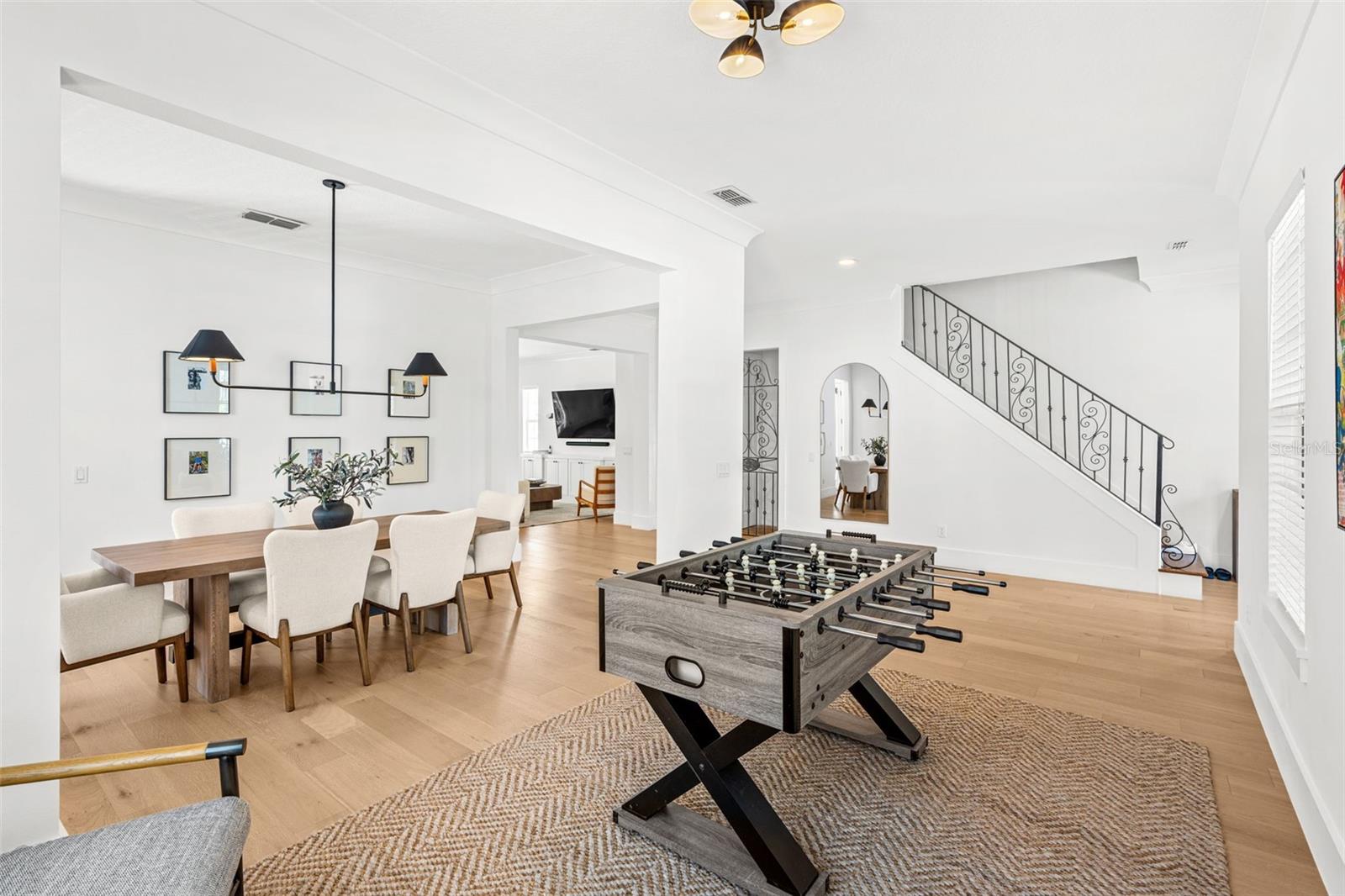 IVANHOE SHORES - Residential