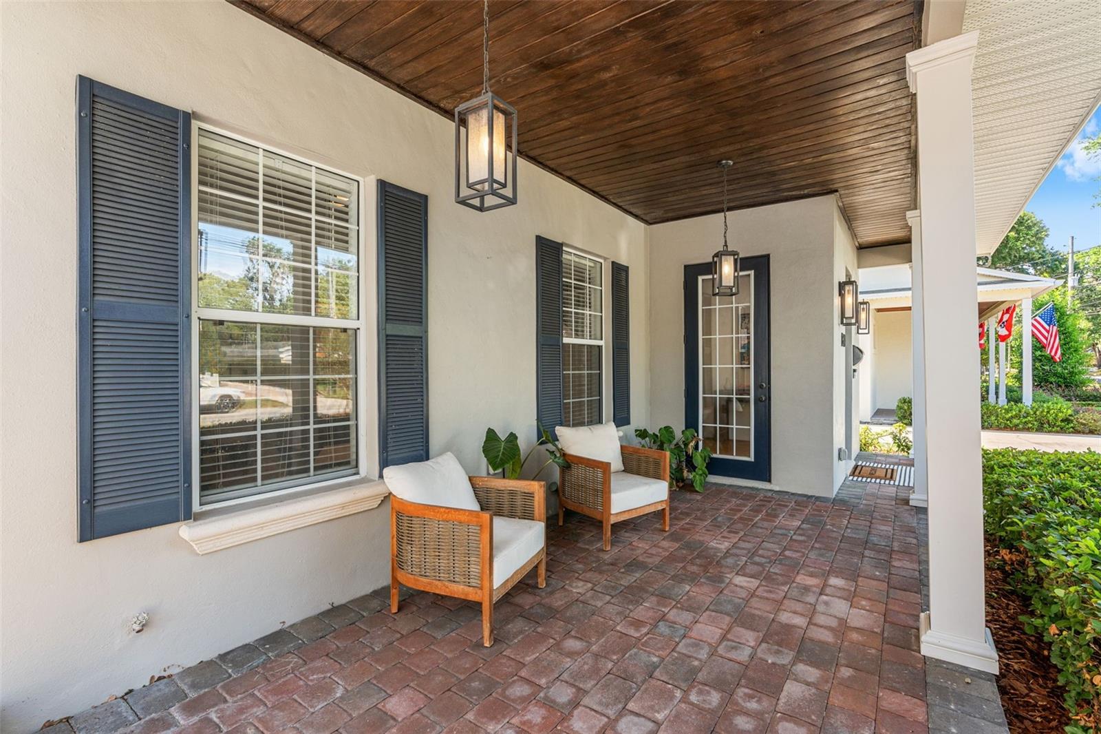 IVANHOE SHORES - Residential