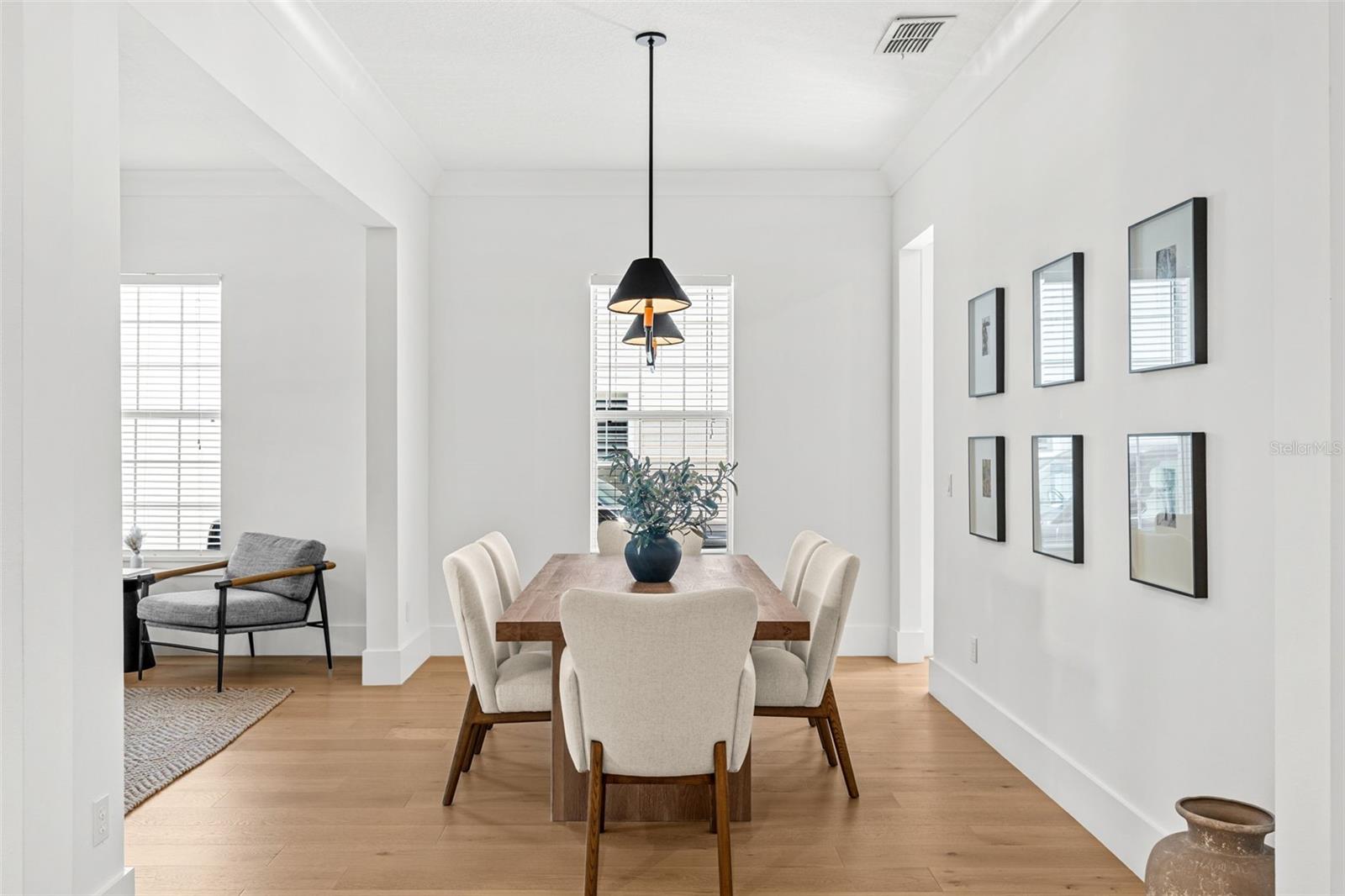 IVANHOE SHORES - Residential