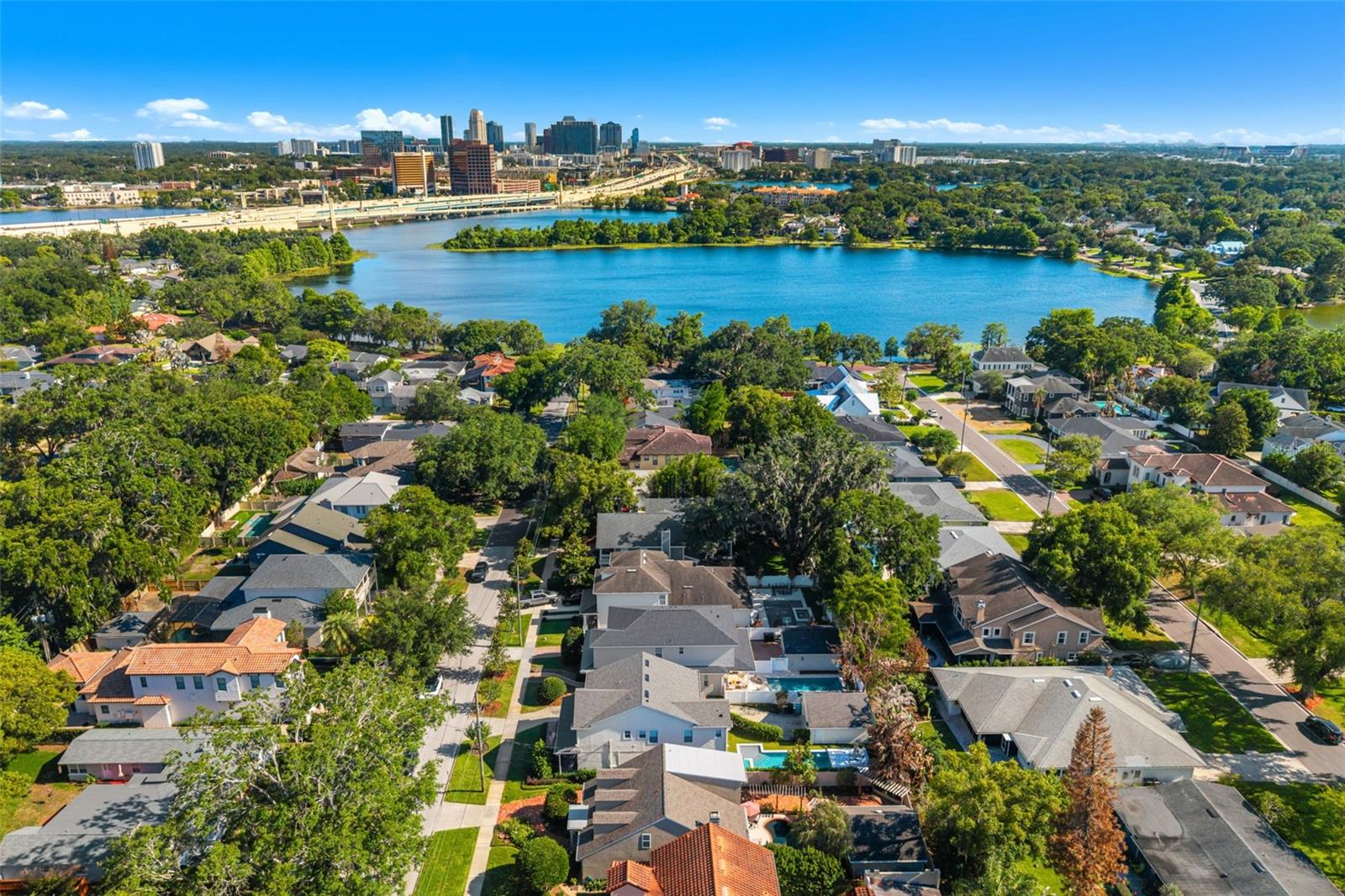 IVANHOE SHORES - Residential