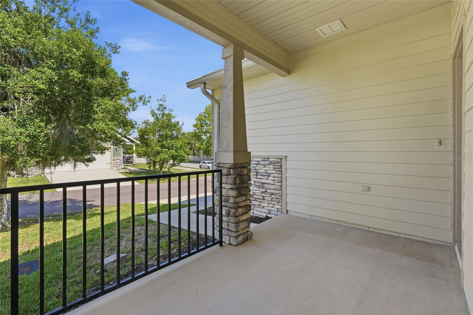 SOUTH POINTE PH 1 UNIT 5-B - Residential
