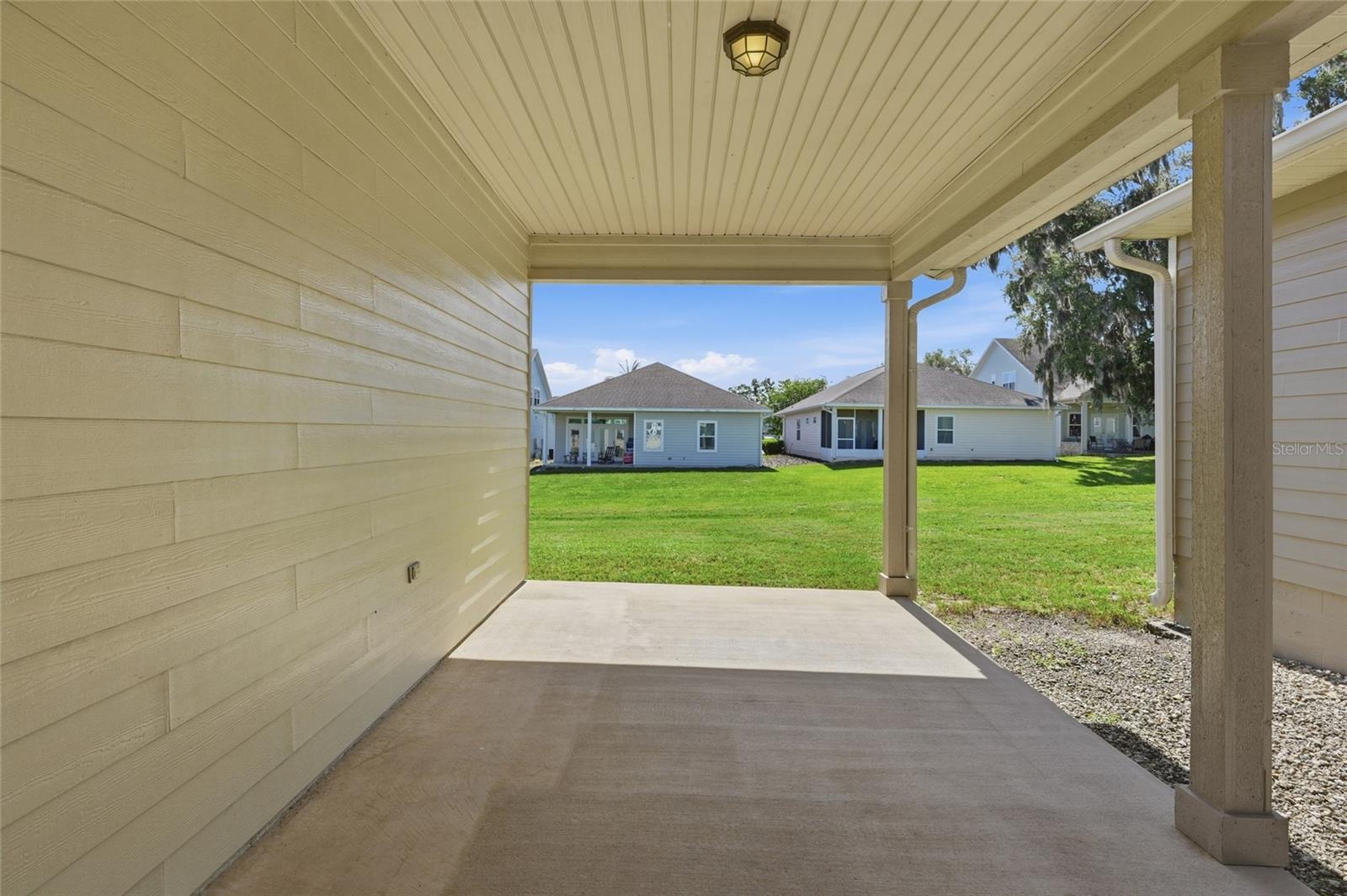 SOUTH POINTE PH 1 UNIT 5-B - Residential