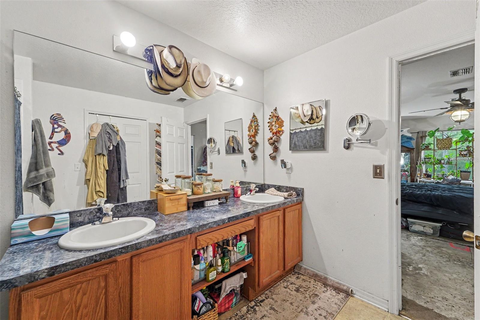 CITRUS SPGS UNIT 13 - Residential