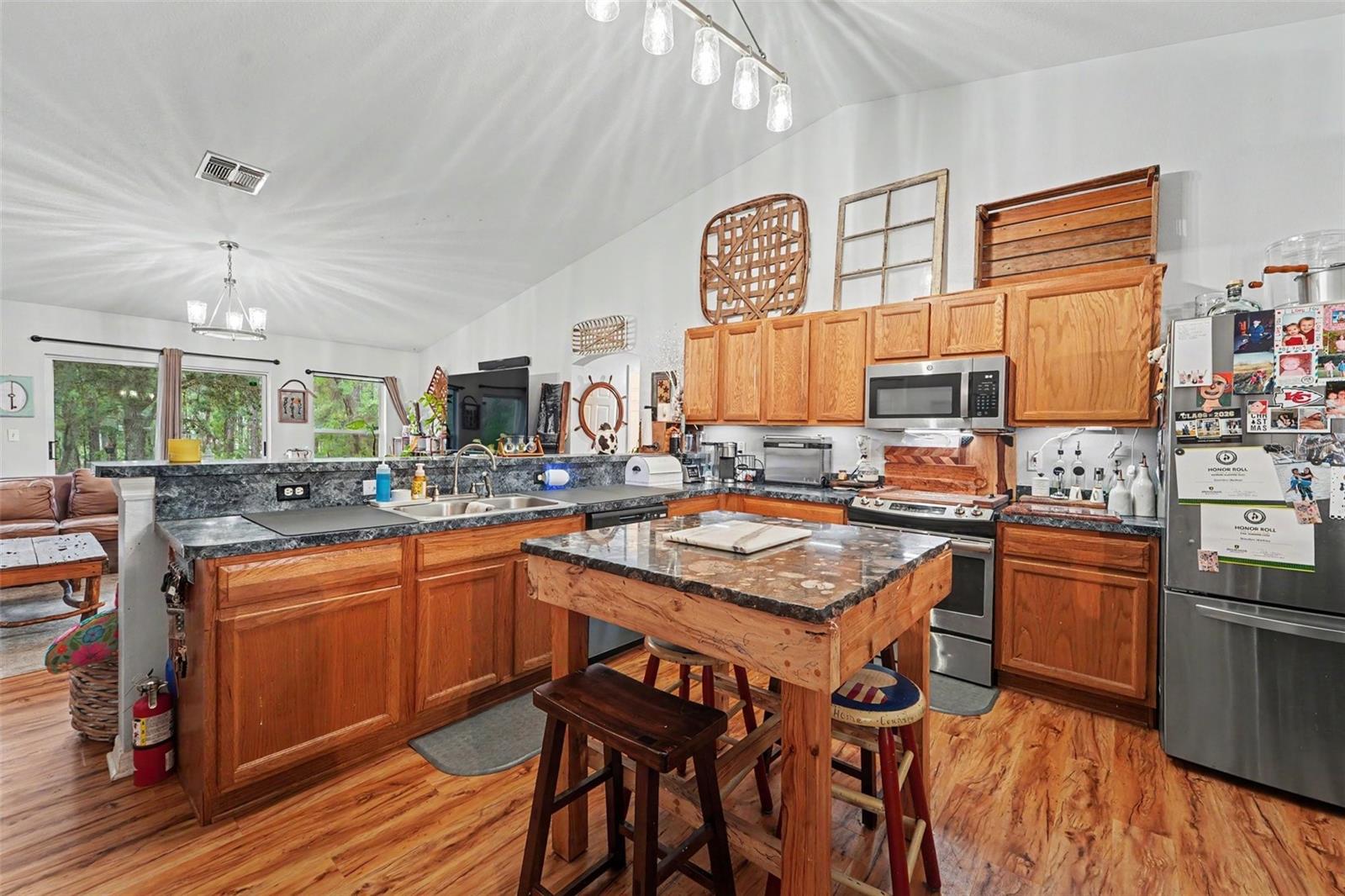 CITRUS SPGS UNIT 13 - Residential
