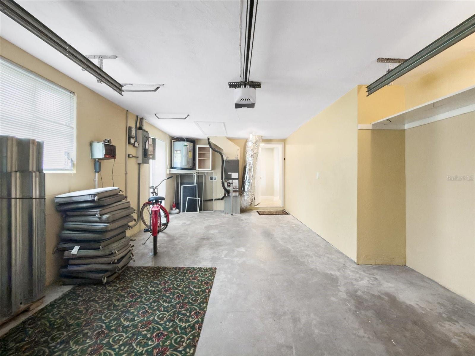 FLOR A MAR - Residential