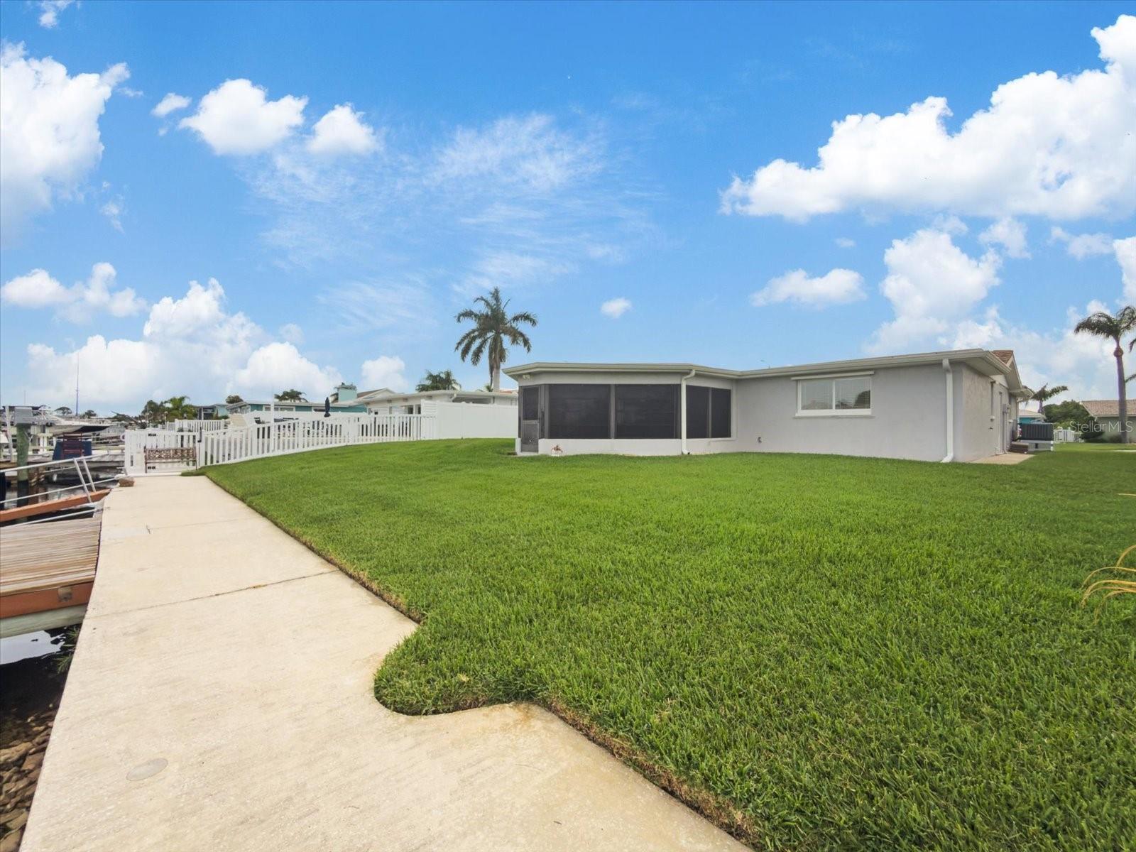 FLOR A MAR - Residential
