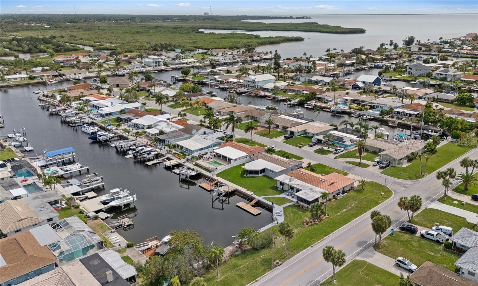 FLOR A MAR - Residential