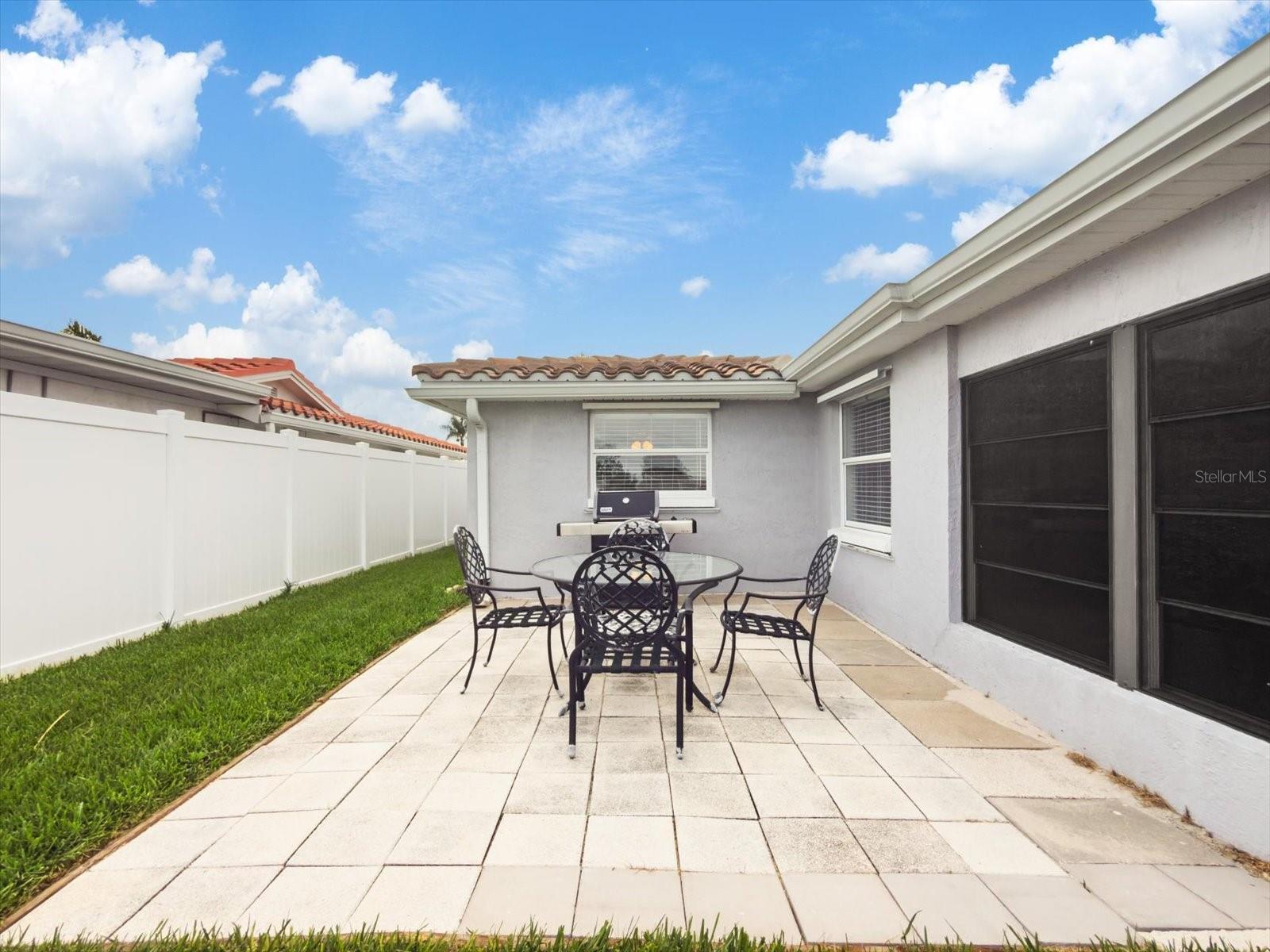 FLOR A MAR - Residential