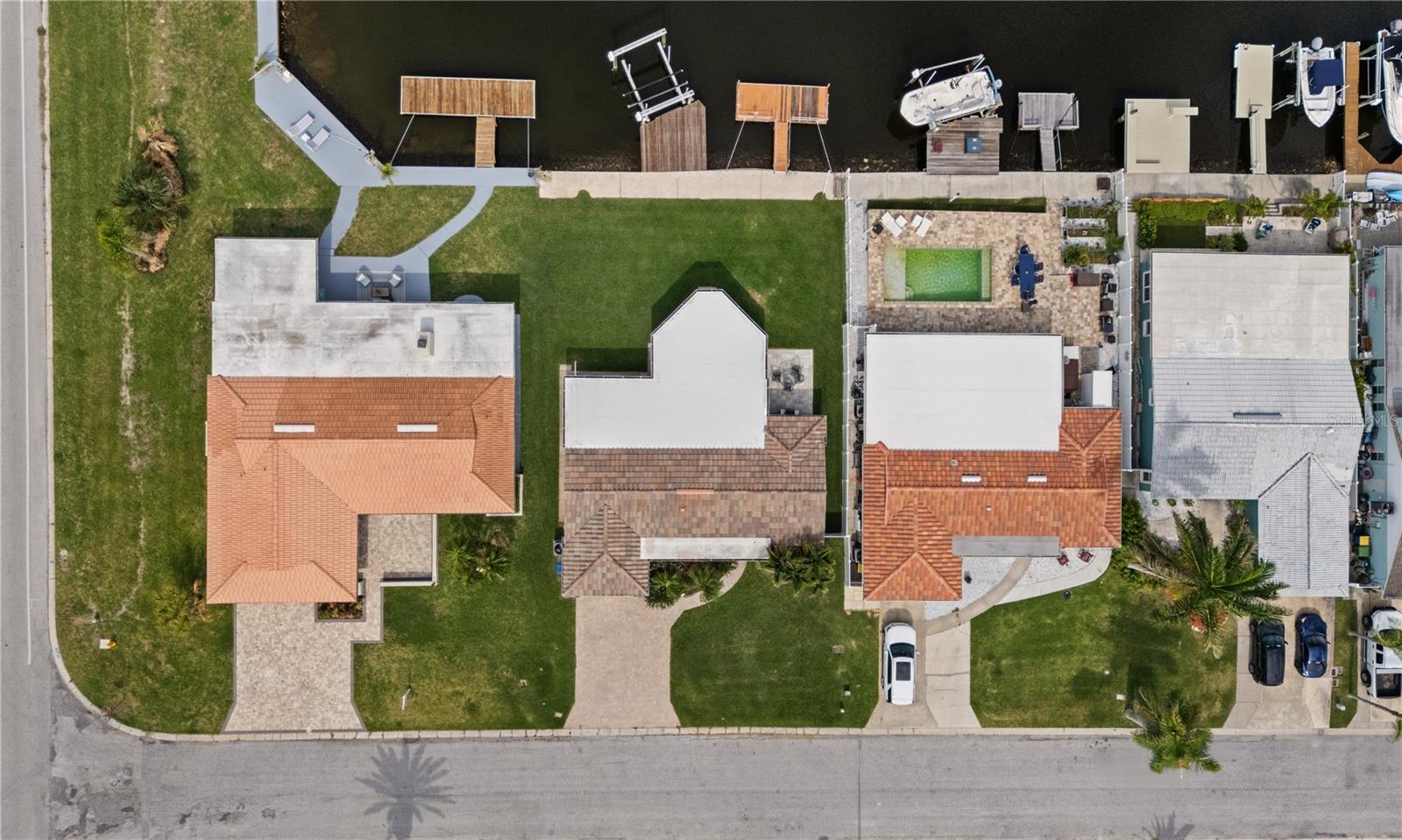 FLOR A MAR - Residential