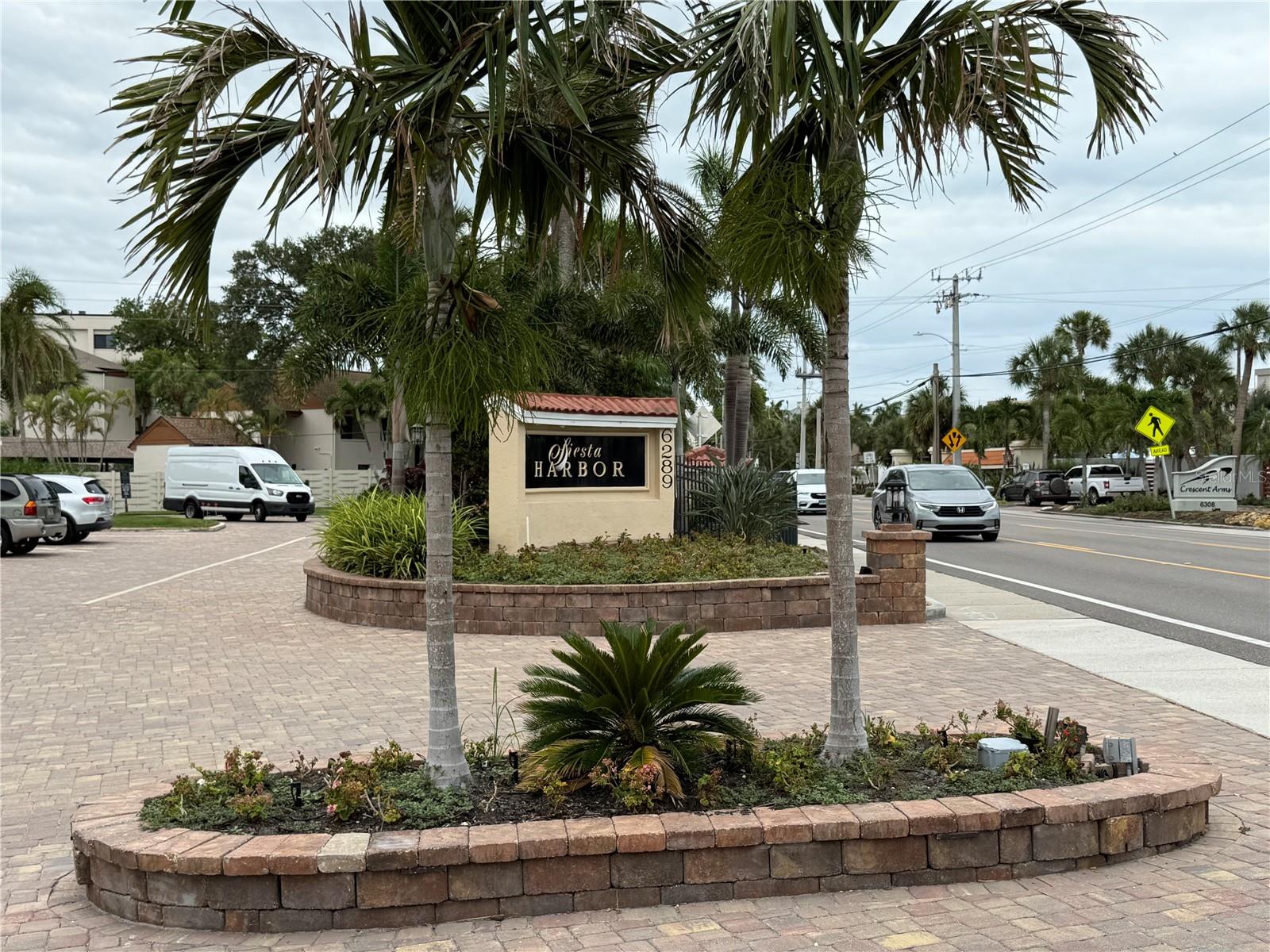 SIESTA HARBOR II - Residential