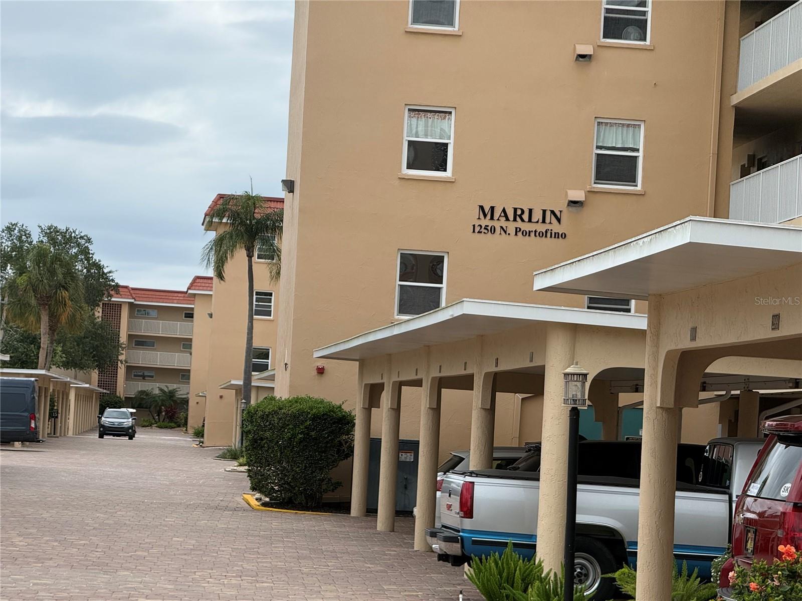 SIESTA HARBOR II - Residential