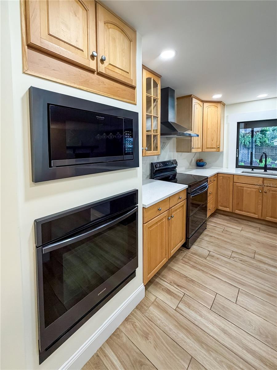 WALDEN LAKE - Residential