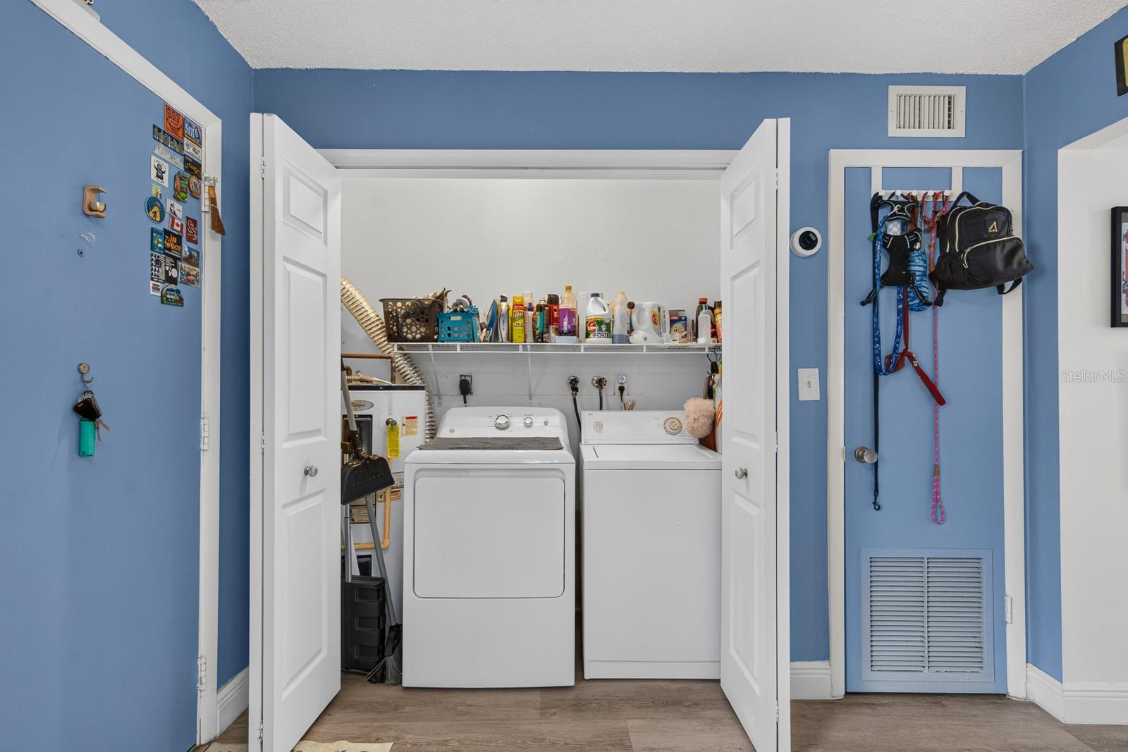 TOWNHOUSES AT BONNIE BAY CONDO - Residential