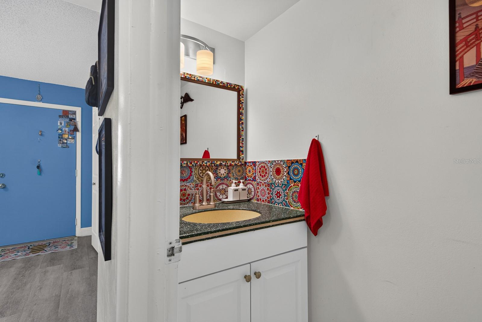 TOWNHOUSES AT BONNIE BAY CONDO - Residential