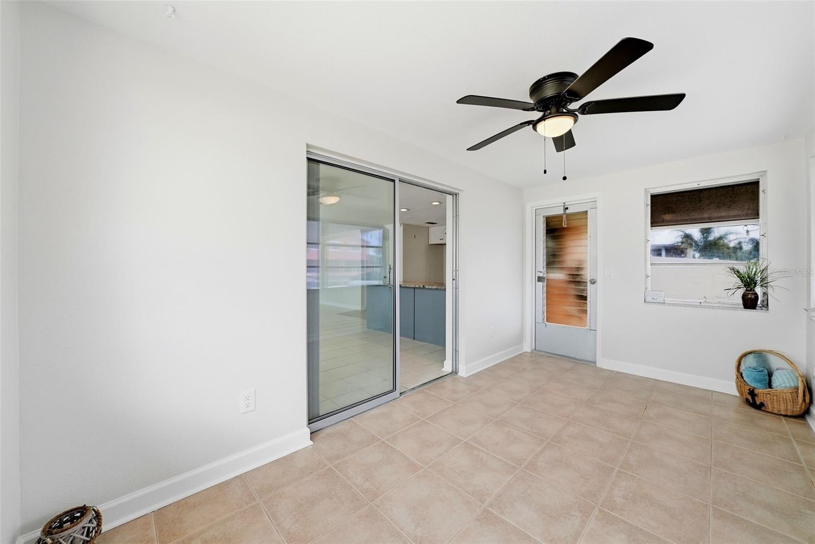 HUDSON BEACH ESTATES - Residential