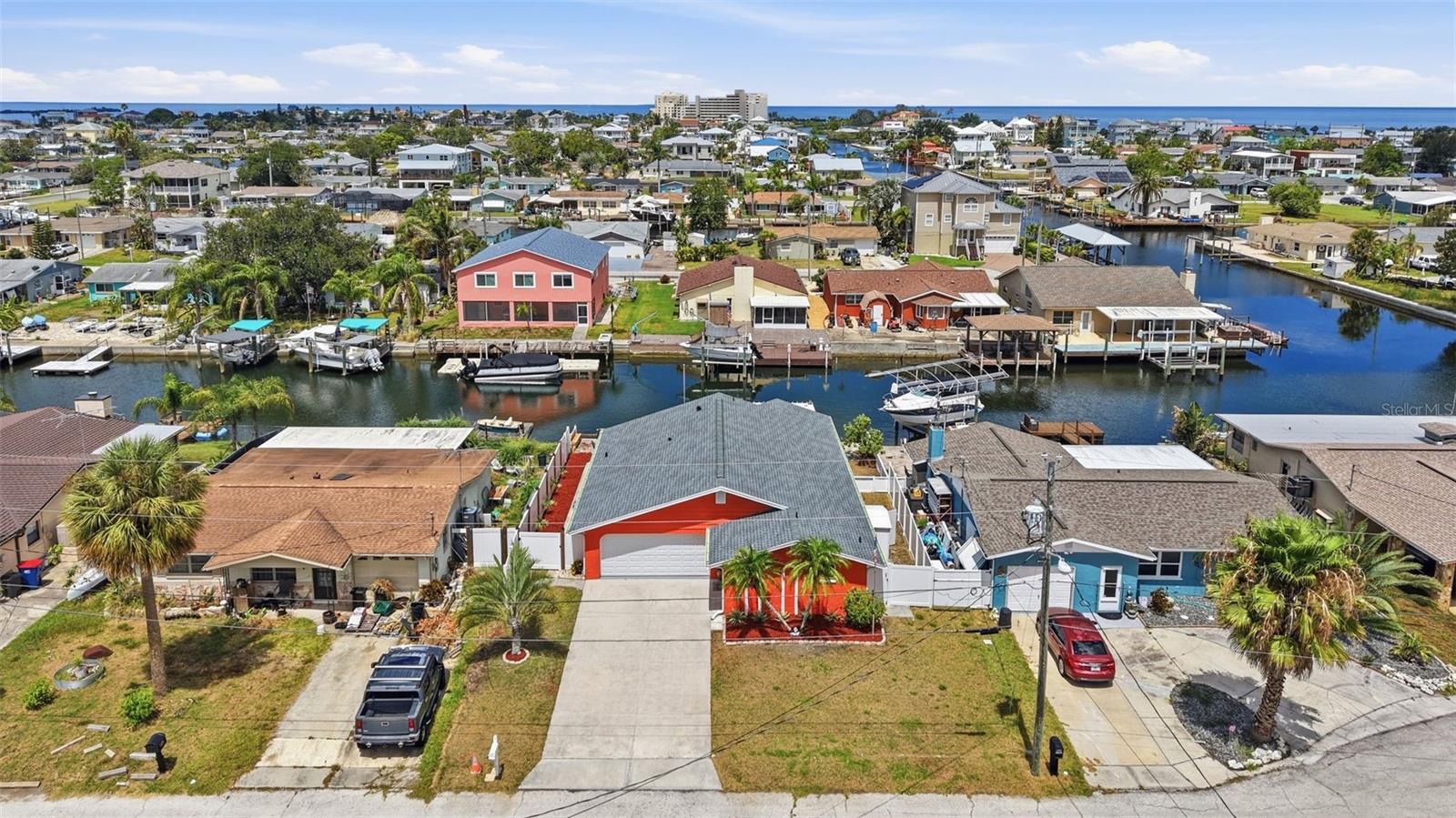 HUDSON BEACH ESTATES - Residential