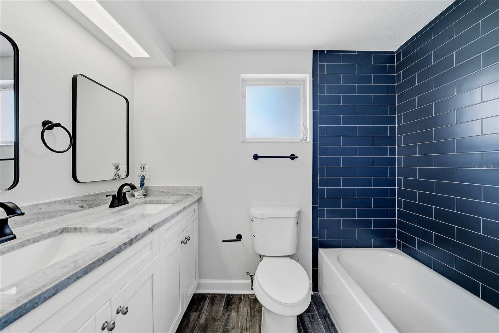HUDSON BEACH ESTATES - Residential
