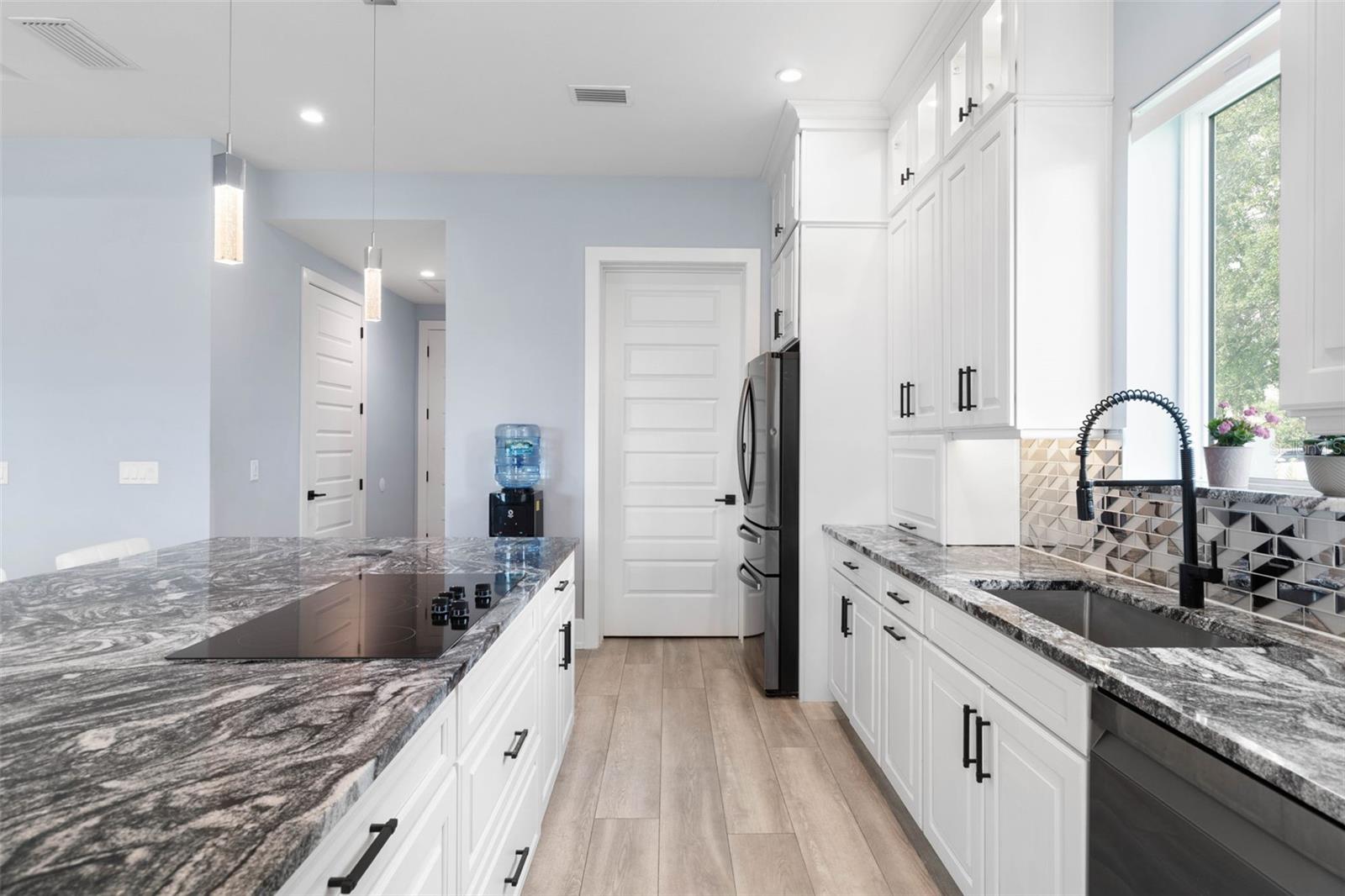 SEASIDE LNDGS - Residential