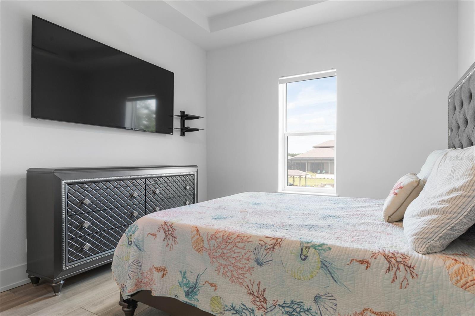 SEASIDE LNDGS - Residential