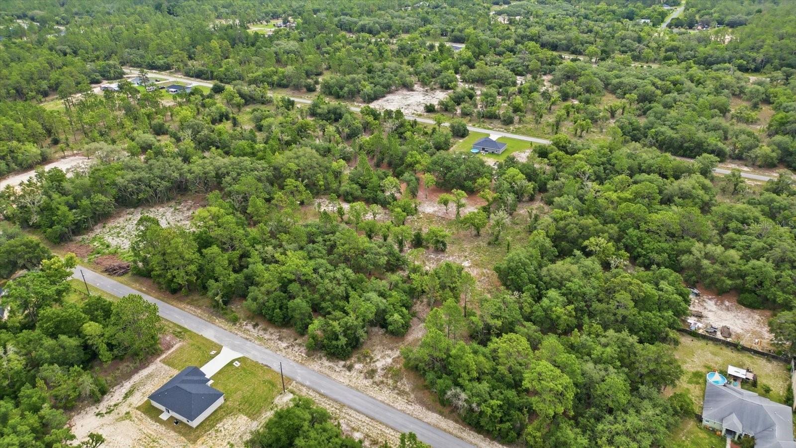 RAINBOW LAKES ESTATE - Land