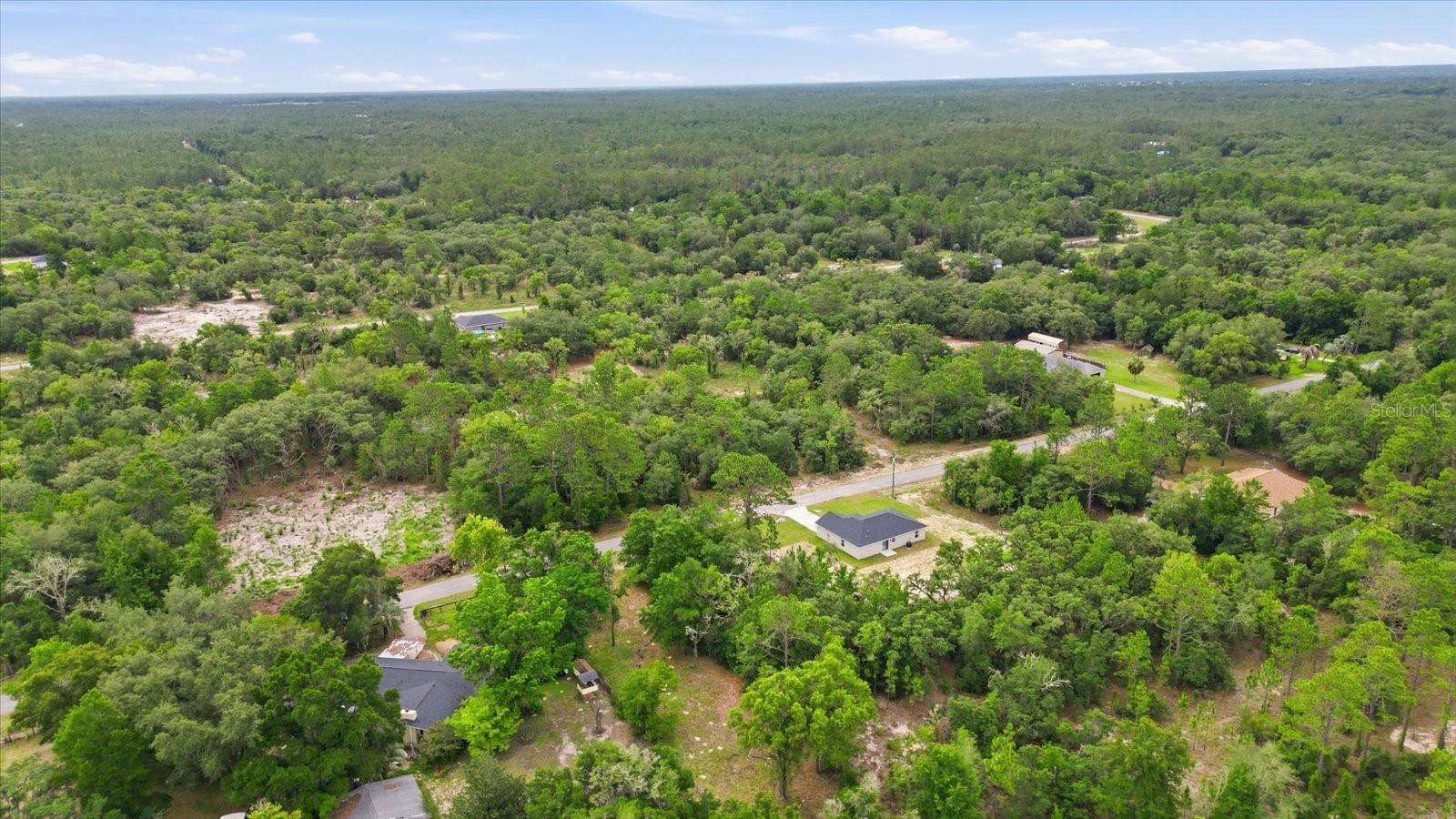 RAINBOW LAKES ESTATE - Land