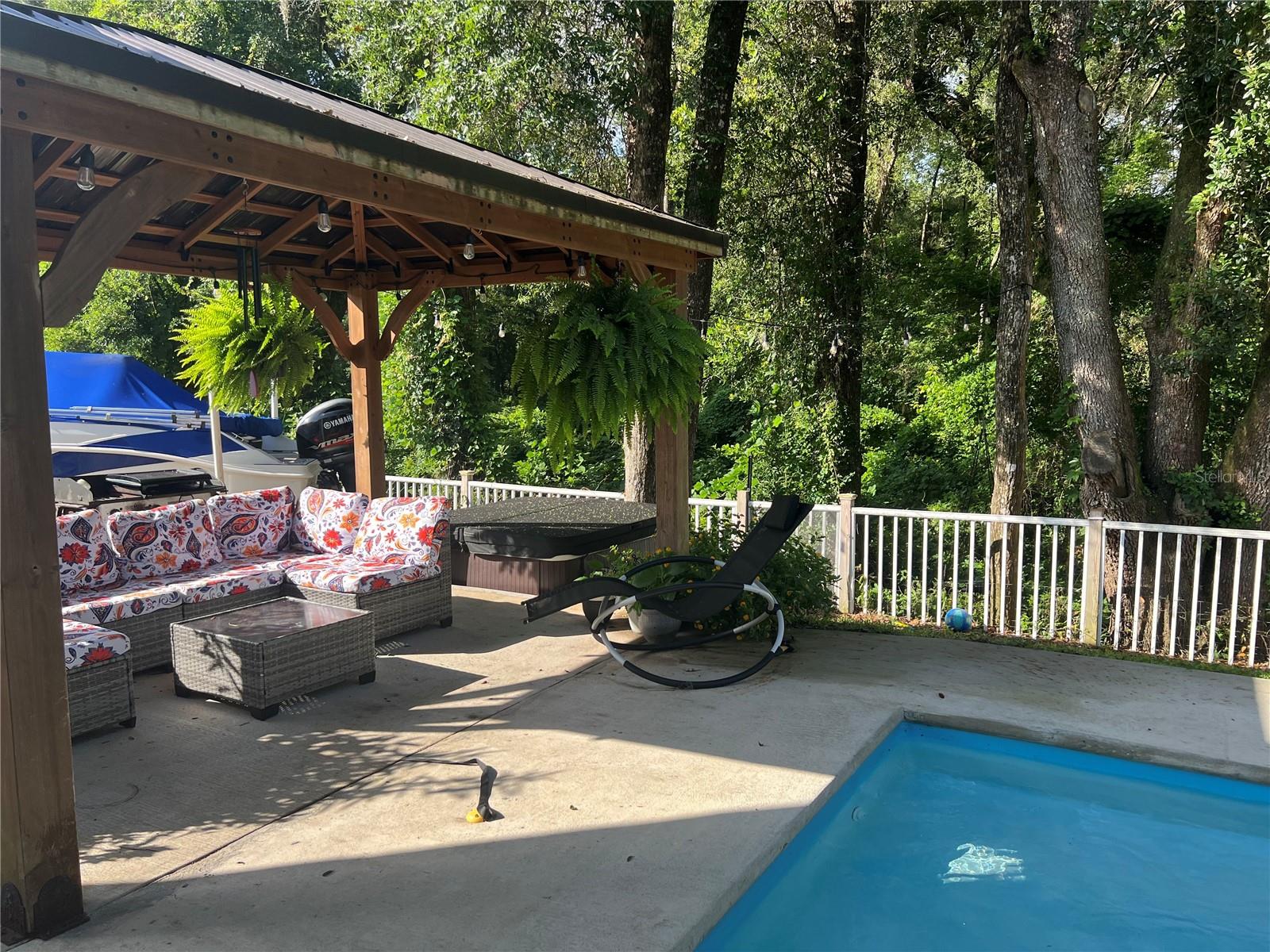 OAK RIDGE AT HIGH SPGS PH IV PB 37 PG 73 - Residential
