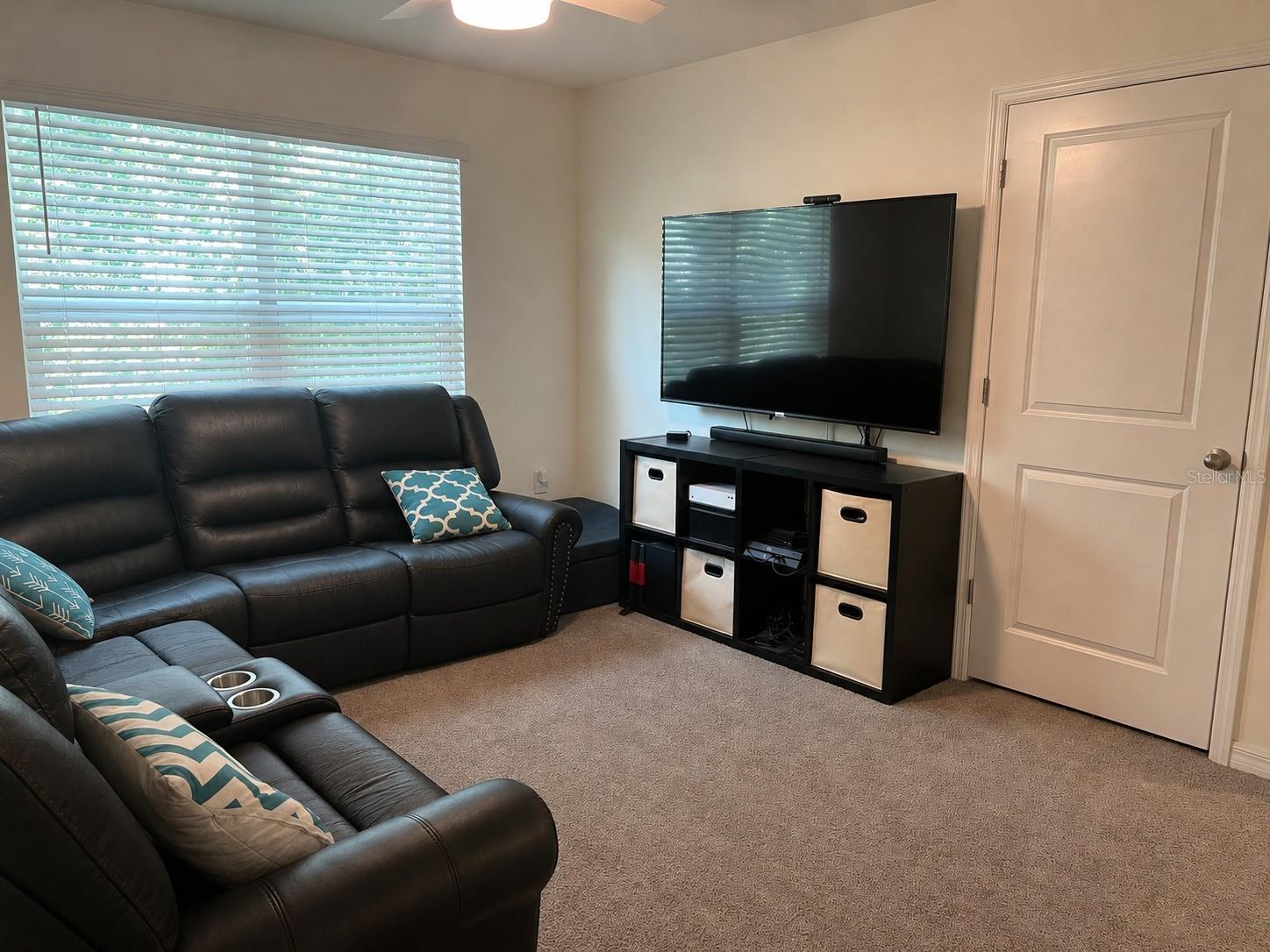 OAK RIDGE AT HIGH SPGS PH IV PB 37 PG 73 - Residential