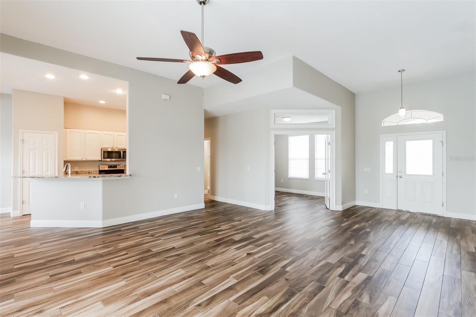 COPPER RIDGE POINTE - Residential