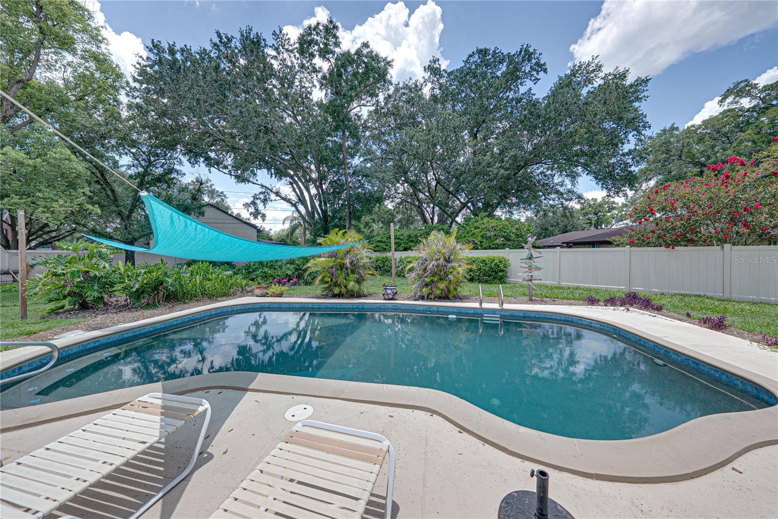 EASTERN SHORES - Residential