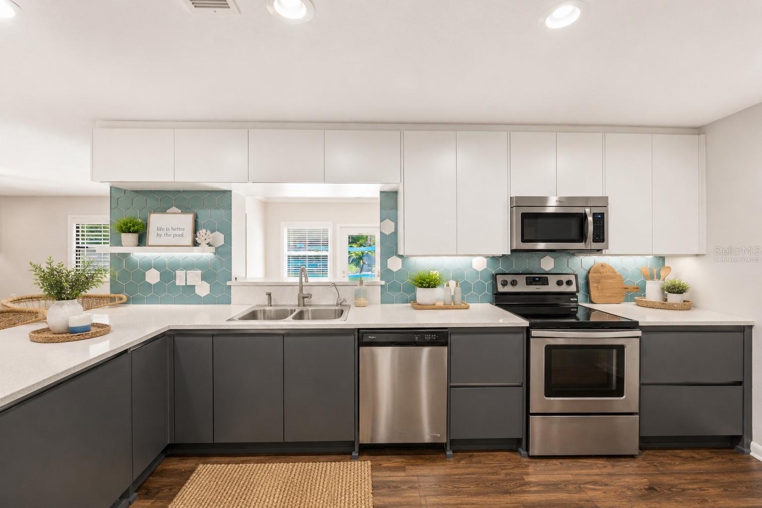 EASTERN SHORES - Residential