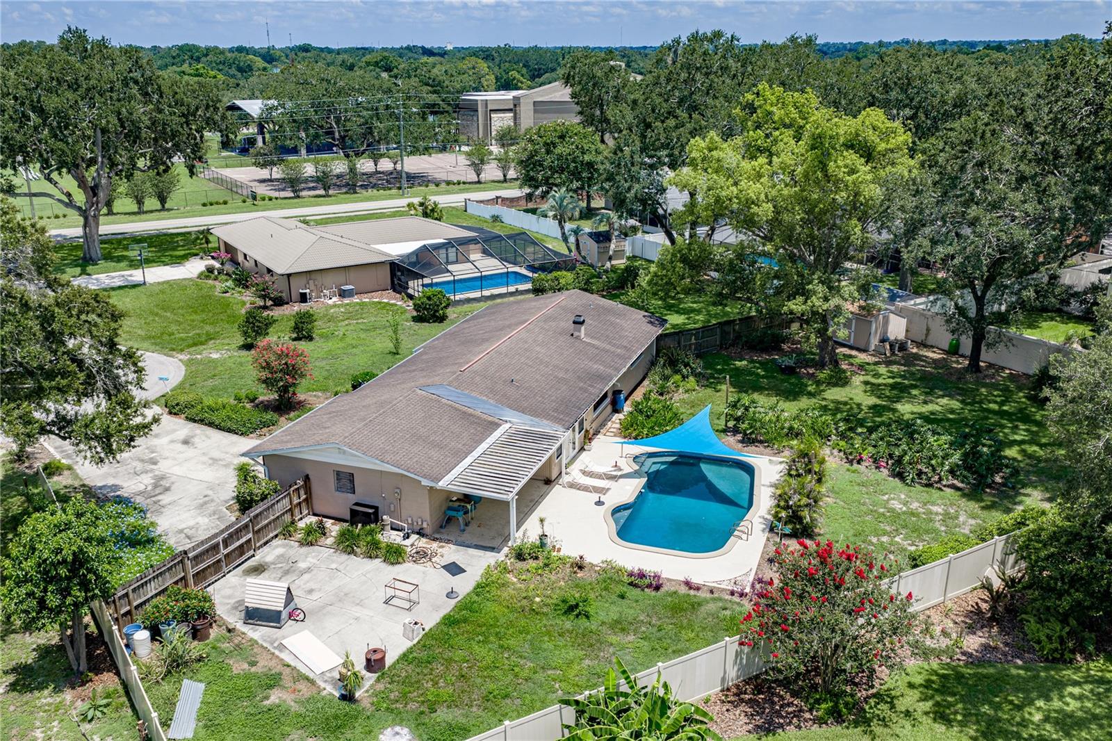 EASTERN SHORES - Residential