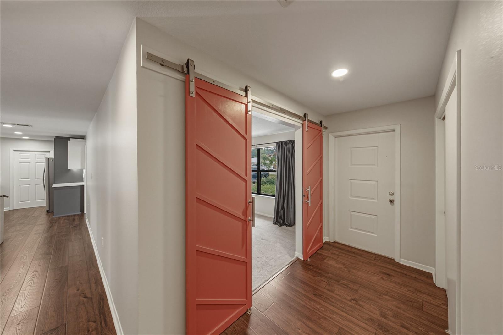 EASTERN SHORES - Residential