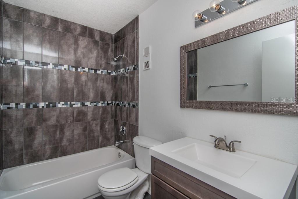WATERSIDE AT COQUINA KEY NORTH - Residential