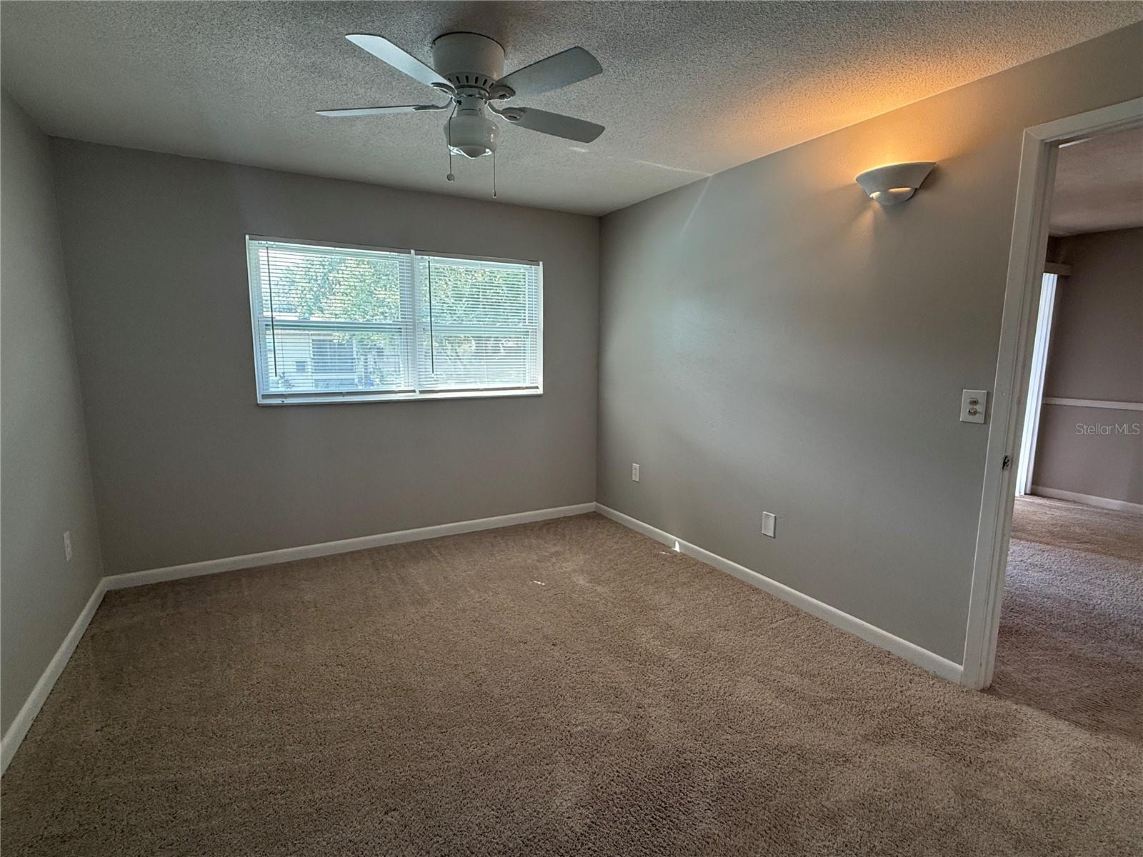 SANDY COVE LAKELAND & SANDY COVE LAKELAND ADD 01 - Residential Lease