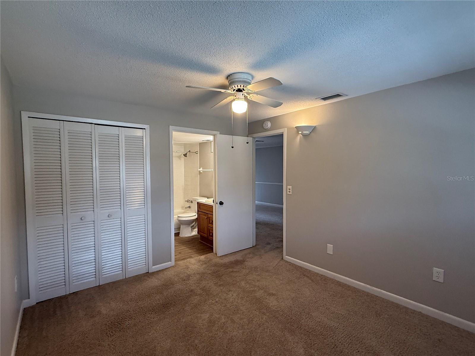 SANDY COVE LAKELAND & SANDY COVE LAKELAND ADD 01 - Residential Lease