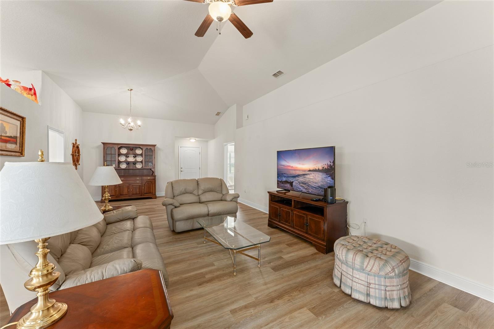 ISLAND LAKES - Residential