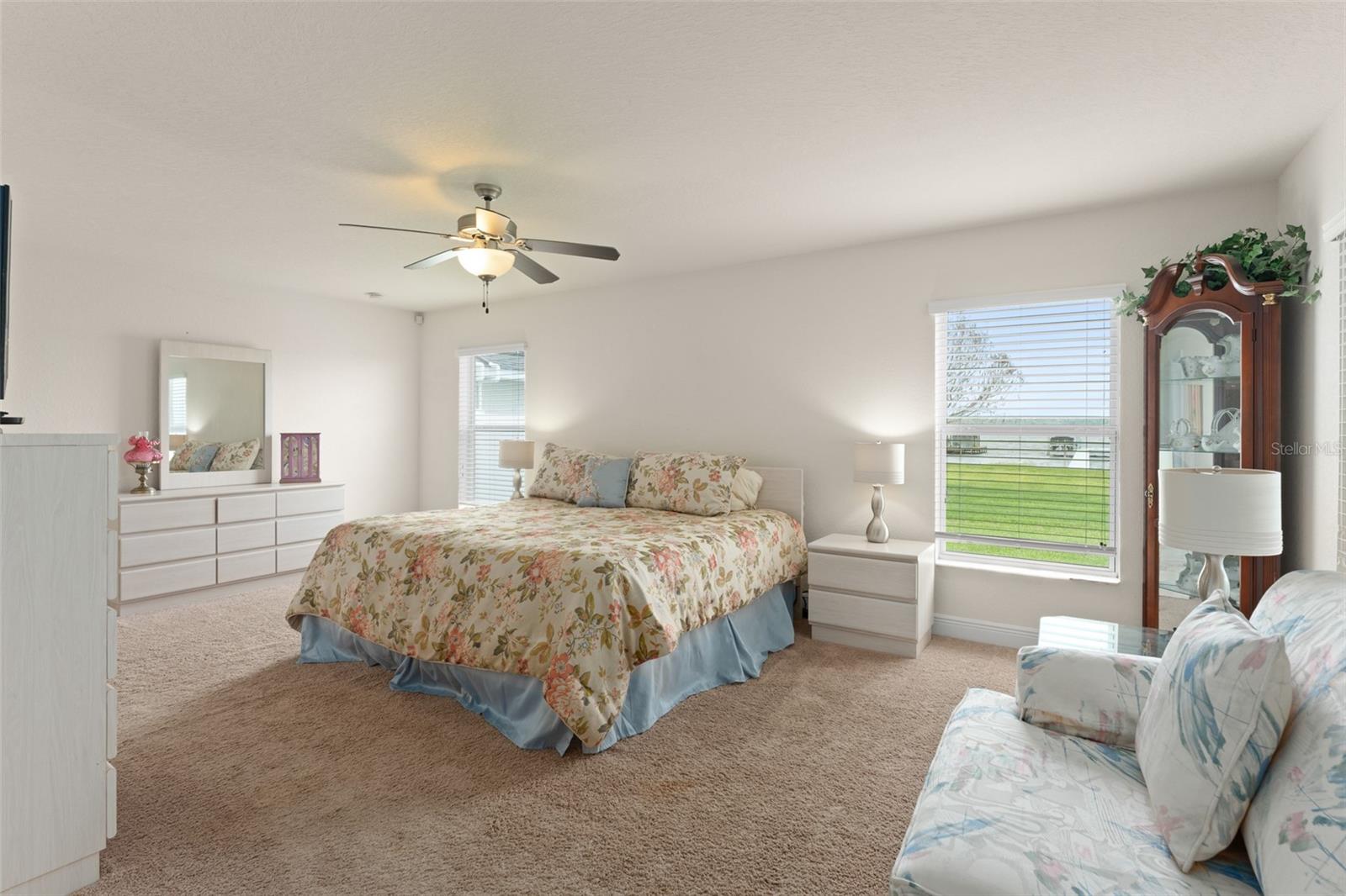 ISLAND LAKES - Residential