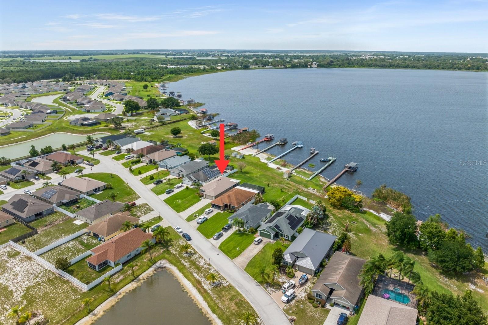 ISLAND LAKES - Residential