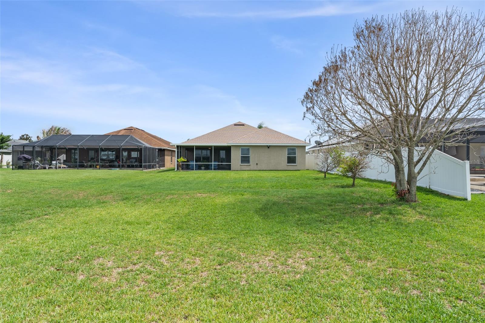 ISLAND LAKES - Residential