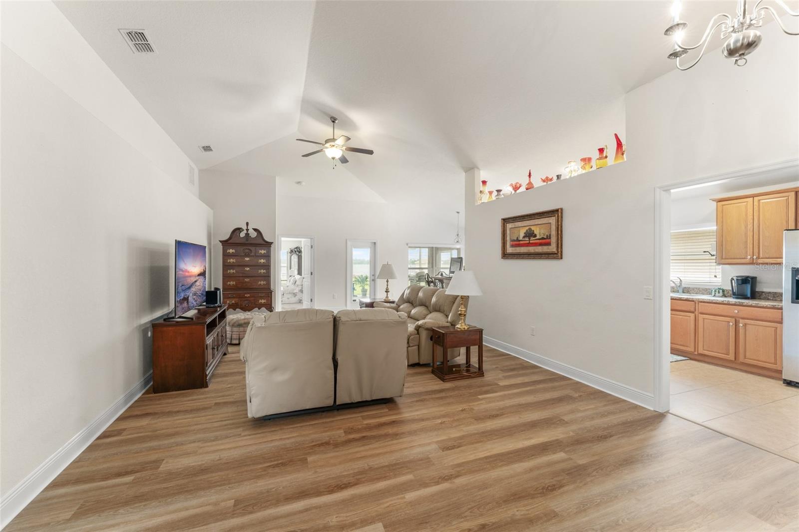 ISLAND LAKES - Residential
