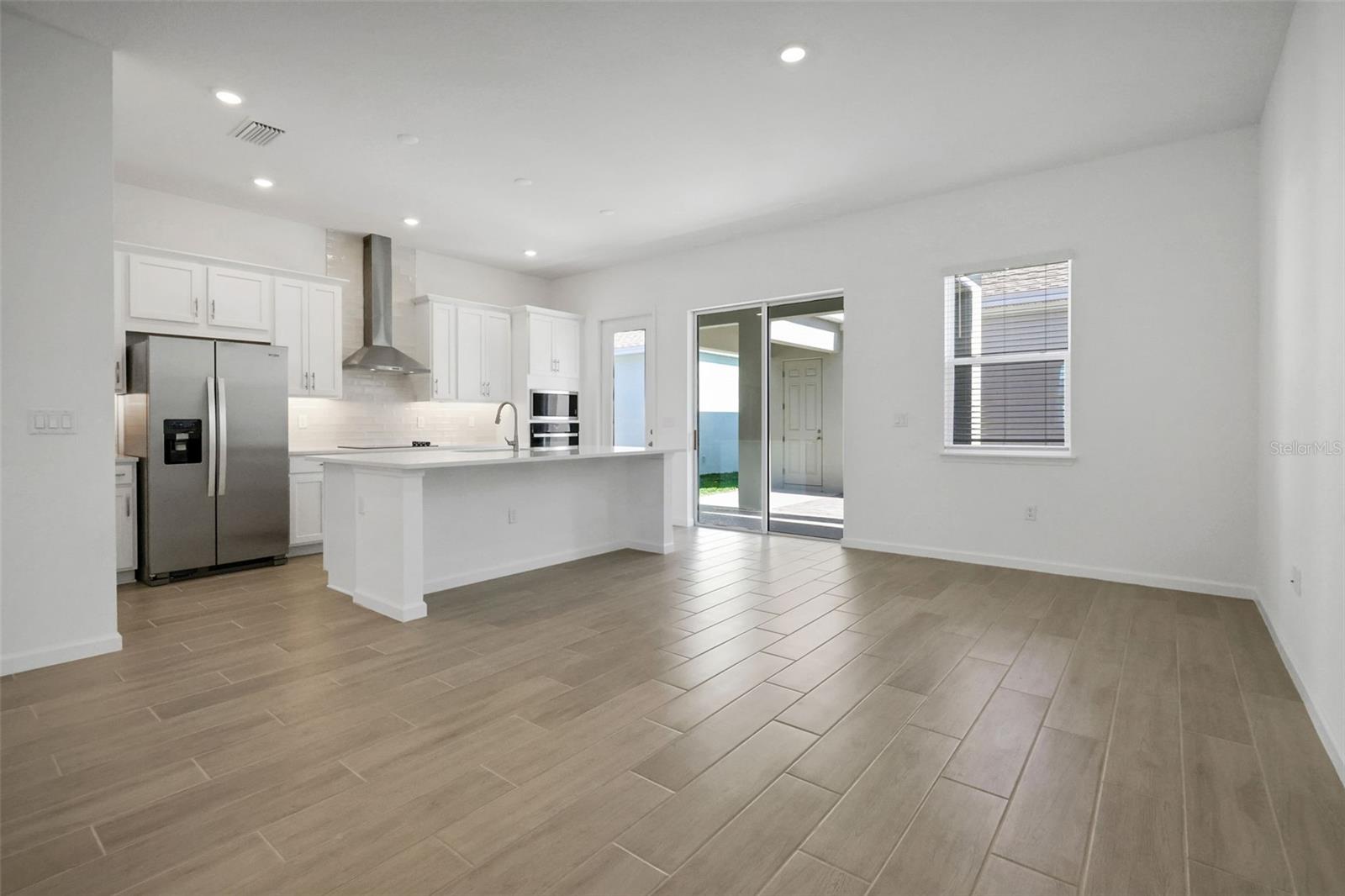 SERENADE AT OVATION - Residential