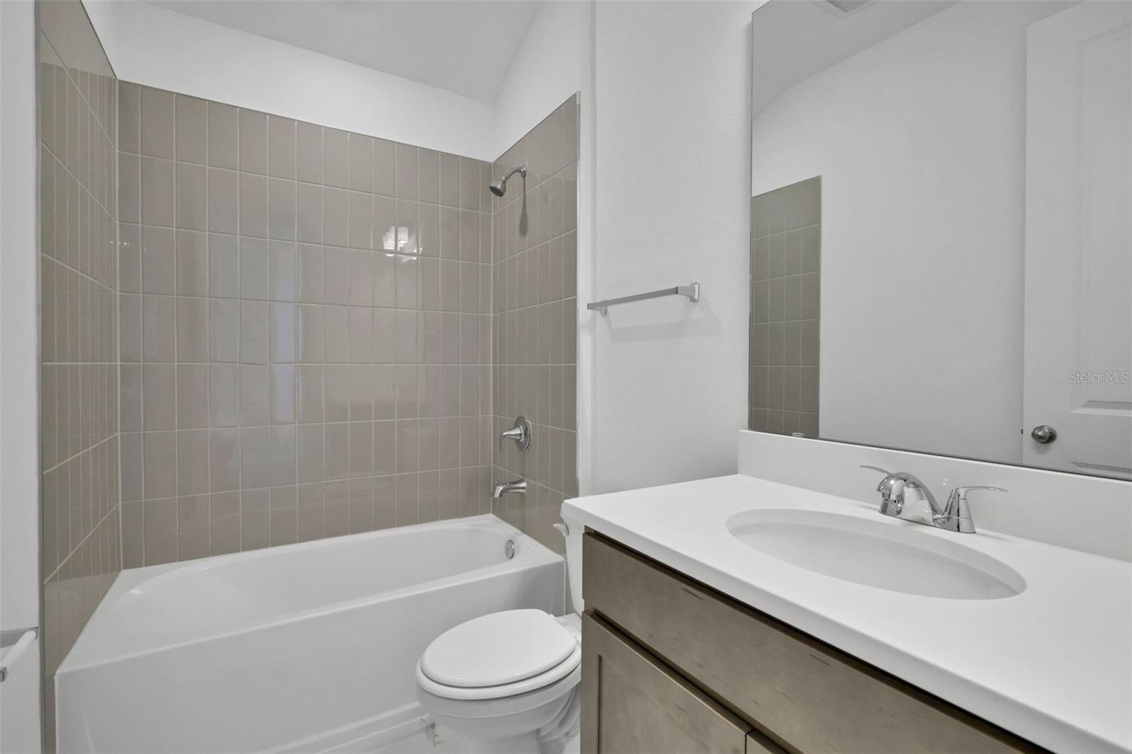 SERENADE AT OVATION - Residential
