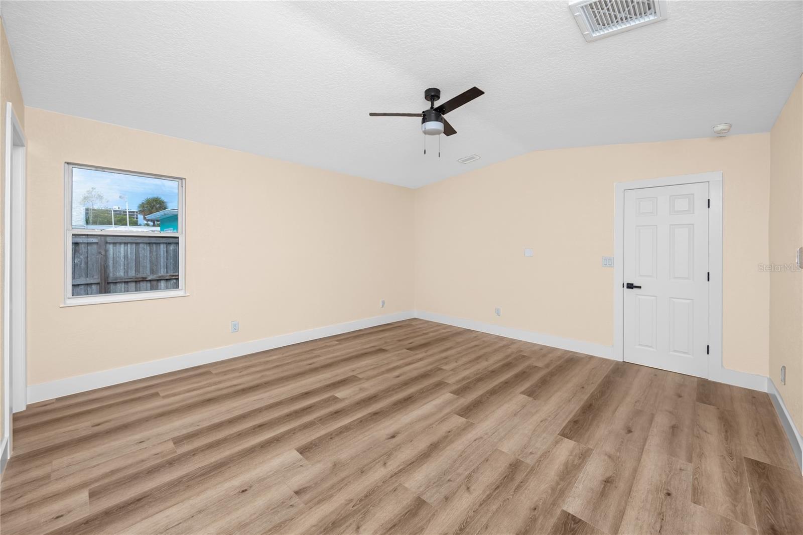 ST PETERSBURG BEACH NORTH UNIT 2 - Residential