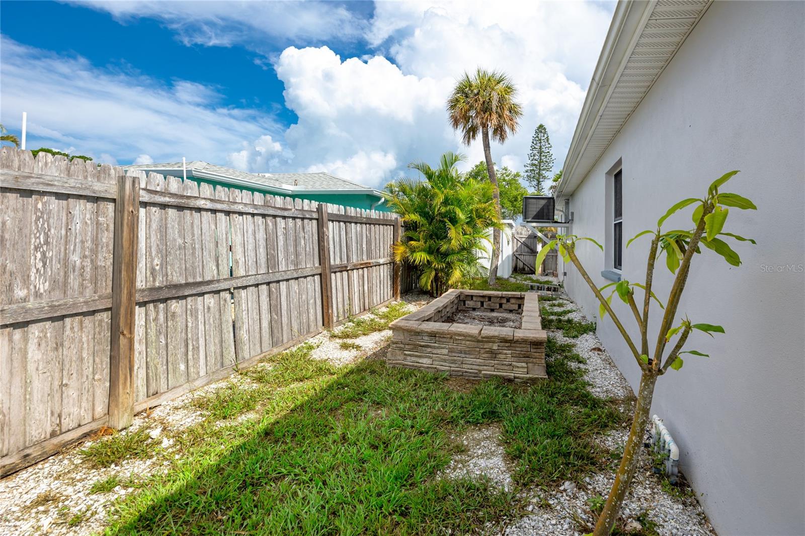 ST PETERSBURG BEACH NORTH UNIT 2 - Residential