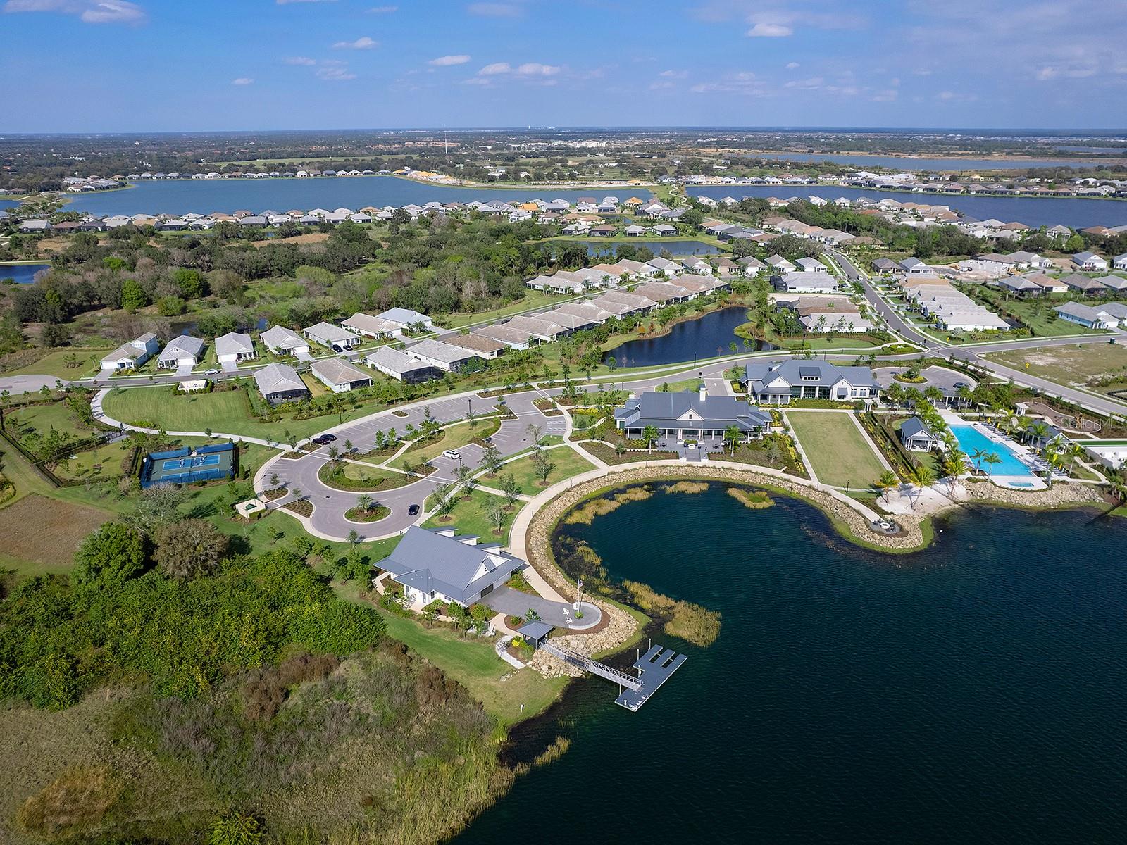 LAKEHOUSE COVE/WATERSIDE PH 4 - Residential