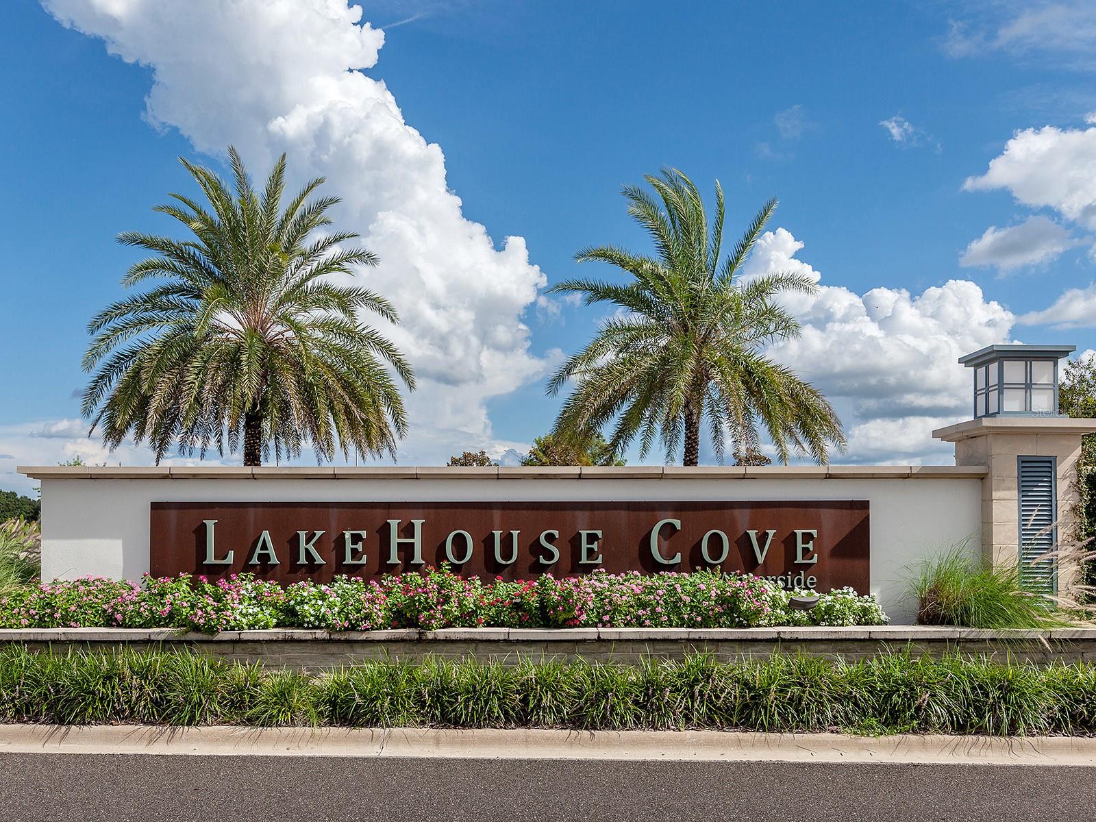 LAKEHOUSE COVE/WATERSIDE PH 4 - Residential