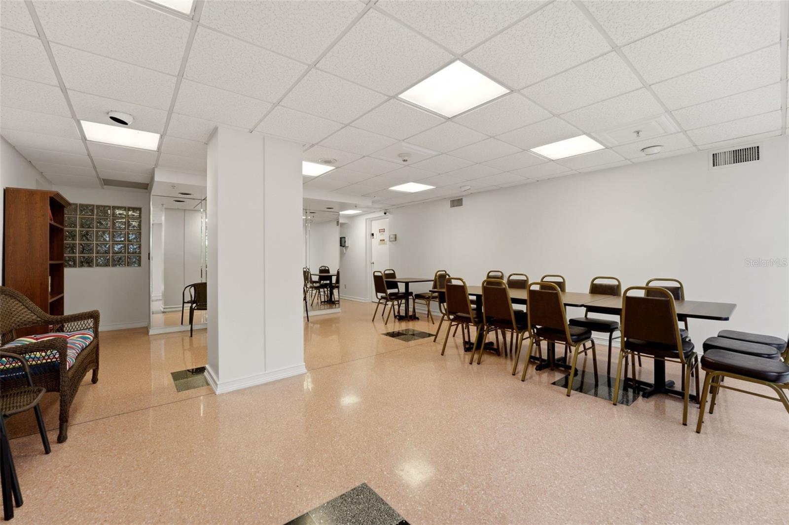 THE TERRA CEIA CLUB A CONDOMINI CB28/185 - Residential
